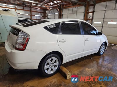 Trzecie zdjęcie samochodu z tyłu: 2006 TOYOTA PRIUS BASE VIN:JTDKB20U463147107 - miniatura