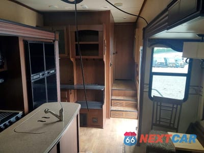 Piąte zdjęcie samochodu w środku: 2015 JAYCO EAGLE VIN:1UJCJ0BS8F1WD0131 - miniatura