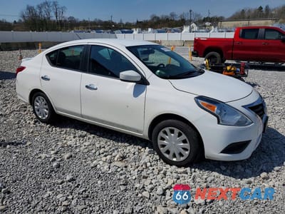 Czwarte zdjęcie samochodu z boku: 2018 NISSAN VERSA SV VIN:3N1CN7AP1JL877347 - miniatura