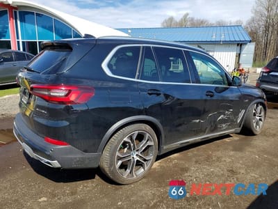 Trzecie zdjęcie samochodu z tyłu: 2023 BMW X5 XDRIVE45E VIN:5UXTA6C08P9P84991 - miniatura