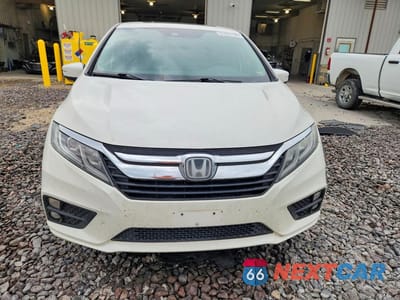 Piąte zdjęcie samochodu w środku: 2018 HONDA ODYSSEY VIN:5FNRL6H76JB032313 - miniatura