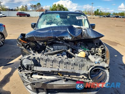 Piąte zdjęcie samochodu w środku: 2016 JEEP RENEGADE LATITUDE VIN:ZACCJBBTXGPE39014 - miniatura