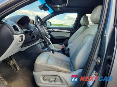 Zdjęcie 7 z 13 samochodu: 2015 AUDI Q3 PREMIUM PLUS VIN:WA1BFCFS5FR013617 - miniatura