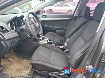 Zdjęcie 7 z 12 samochodu: 2009 MITSUBISHI LANCER ES VIN:JA3AU26U59U607868 - miniatura