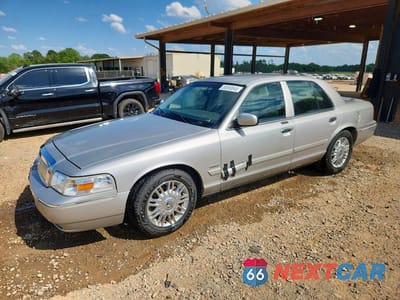 2010 MERCURY GRAND MARQUIS LS 2MEBM7FV4AX624345 - główne zdjęcie licytacji z USA - miniatura