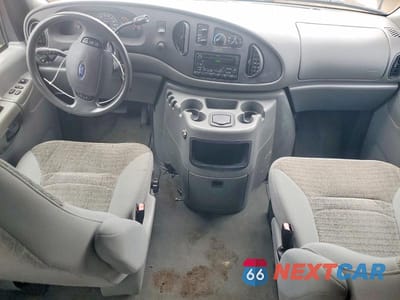 Zdjęcie 8 z 12 samochodu: 2003 FORD ECONOLINE E350 SUPER DUTY WAGON VIN:1FBSS31L83HA43878 - miniatura