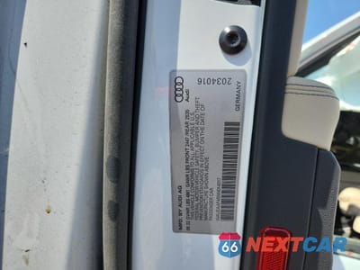 Zdjęcie 12 z 12 samochodu: 2022 AUDI A4 PREMIUM PLUS 45 VIN:WAUEAAF45NN014017 - miniatura