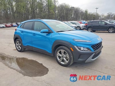 Czwarte zdjęcie samochodu z boku: 2023 HYUNDAI KONA SEL VIN:KM8K6CAB0PU991594 - miniatura