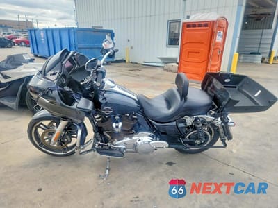 Trzecie zdjęcie samochodu z tyłu: 2019 HARLEY-DAVIDSON FLTRX VIN:1HD1KHC13KB678961 - miniatura