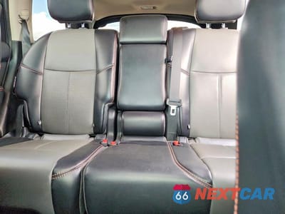 Zdjęcie 10 z 13 samochodu: 2019 NISSAN PATHFINDER SL VIN:5N1DR2MM0KC632266 - miniatura