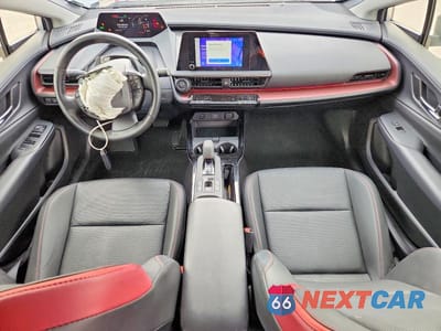 Zdjęcie 8 z 12 samochodu: 2024 TOYOTA PRIUS PRIME XSE VIN:JTDACACU7R3023111 - miniatura