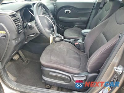 Zdjęcie 7 z 11 samochodu: 2016 KIA SOUL BASE VIN:KNDJN2A22G7244073 - miniatura