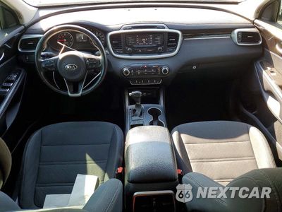 Zdjęcie 8 z 13 samochodu: 2016 KIA SORENTO LX VIN:5XYPGDA35GG097842 - miniatura