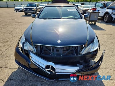 Piąte zdjęcie samochodu w środku: 2011 MERCEDES-BENZ E 350 VIN:WDDKK5GF0BF100955 - miniatura