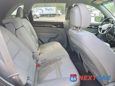 Zdjęcie 11 z 13 samochodu: 2011 KIA SORENTO LX VIN:5XYKT4A25BG048209 - miniatura
