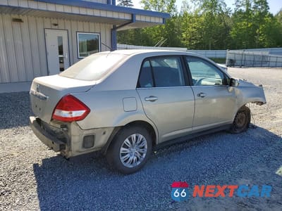 Trzecie zdjęcie samochodu z tyłu: 2008 NISSAN VERSA 1.8 S VIN:3N1BC11E68L389745 - miniatura