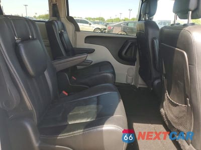 Zdjęcie 11 z 13 samochodu: 2016 CHRYSLER TOWN & COUNTRY TOURING VIN:2C4RC1BG2GR279918 - miniatura