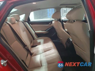 Zdjęcie 10 z 13 samochodu: 2018 HONDA ACCORD TOURING VIN:1HGCV1F99JA216131 - miniatura