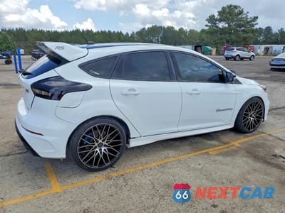 Trzecie zdjęcie samochodu z tyłu: 2016 FORD FOCUS RS VIN:WF0DP3TH0G4116007 - miniatura