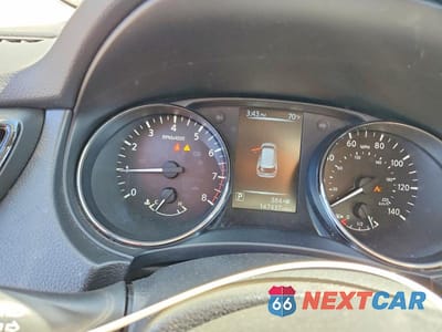 Zdjęcie 9 z 12 samochodu: 2017 NISSAN ROGUE SV VIN:JN8AT2MV4HW269340 - miniatura