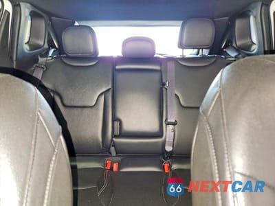 Zdjęcie 10 z 12 samochodu: 2025 JEEP COMPASS LIMITED VIN:3C4NJDCN1ST509084 - miniatura