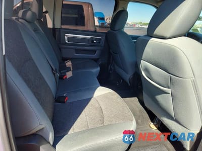 Zdjęcie 10 z 12 samochodu: 2015 RAM 1500 VIN:1C6RR7LMXFS724660 - miniatura