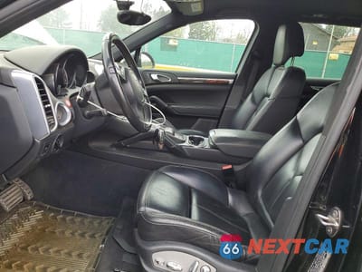 Zdjęcie 7 z 12 samochodu: 2011 PORSCHE CAYENNE S HYBRID VIN:WP1AE2A23BLA92657 - miniatura