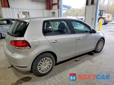 Trzecie zdjęcie samochodu z tyłu: 2012 VOLKSWAGEN GOLF VIN:WVWDB7AJ3CW294247 - miniatura