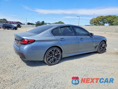 Trzecie zdjęcie samochodu z tyłu: 2021 BMW 530E VIN:WBA13AG04MCF28779 - miniatura