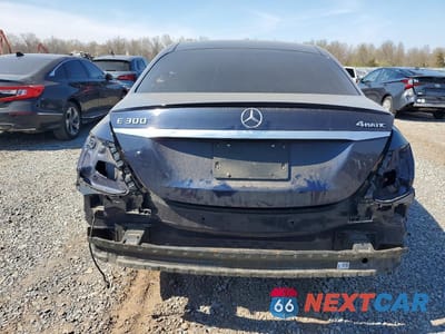 Zdjęcie 6 z 12 samochodu: 2018 MERCEDES-BENZ E 300 4MATIC VIN:WDDZF4KB5JA391854 - miniatura