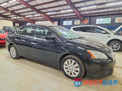 Czwarte zdjęcie samochodu z boku: 2015 NISSAN SENTRA SV VIN:3N1AB7AP2FL683076 - miniatura