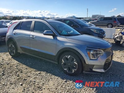 Czwarte zdjęcie samochodu z boku: 2025 KIA NIRO WIND VIN:KNDCR3L1XS5141205 - miniatura