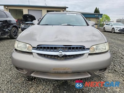 Piąte zdjęcie samochodu w środku: 2001 NISS ALTIMA SL 4D SEDAN VIN:1N4DL01D51C166613 - miniatura