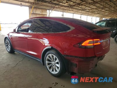 Drugie zdjęcie samochodu z przodu: 2017 TESLA MODEL X VIN:5YJXCAE22HF076225 - miniatura
