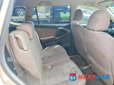 Zdjęcie 11 z 13 samochodu: 2007 TOYOTA RAV4 BASE VIN:JTMBK33V075040300 - miniatura