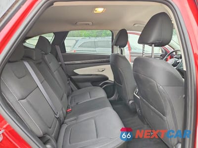 Zdjęcie 11 z 13 samochodu: 2022 HYUNDAI TUCSON SEL VIN:5NMJBCAE0NH083480 - miniatura