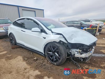 Czwarte zdjęcie samochodu z boku: 2026 TESLA MODEL X VIN:7SAXCBE52TF482548 - miniatura
