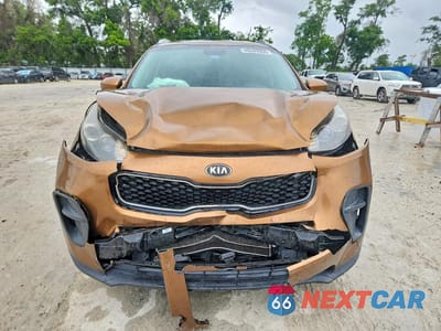 Piąte zdjęcie samochodu w środku: 2017 KIA SPORTAGE LX VIN:KNDPM3AC8H7296319 - miniatura