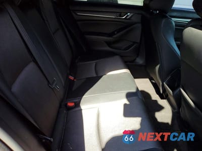 Zdjęcie 10 z 12 samochodu: 2018 HONDA ACCORD SPORT VIN:1HGCV1F35JA218941 - miniatura