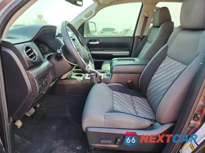 Zdjęcie 7 z 12 samochodu: 2021 TOYOTA TUNDRA SR5 VIN:5TFUY5F12MX004331 - miniatura