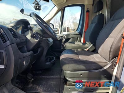 Zdjęcie 7 z 13 samochodu: 2020 RAM PROMASTER 3500 CARGO - R & D - CLN TITLE - PRI FLEET VIN:3C6URVJG9LE136226 - miniatura