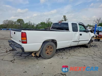 Trzecie zdjęcie samochodu z tyłu: 2003 GMC NEW SIERRA C1500 VIN:1GTEC19T13E332889 - miniatura