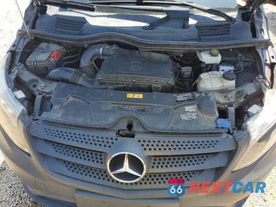 Zdjęcie 12 z 13 samochodu: 2019 MERCEDES-BENZ METRIS VIN:WD4PG2EE8K3523350 - miniatura