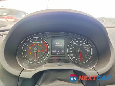 Zdjęcie 9 z 11 samochodu: 2019 AUDI A3 PREMIUM VIN:WAUAUGFF6K1010989 - miniatura