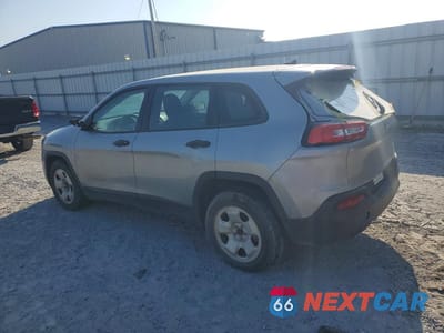 Drugie zdjęcie samochodu z przodu: 2015 JEEP CHEROKEE SPORT VIN:1C4PJLAB1FW720121 - miniatura