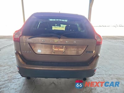 Zdjęcie 6 z 13 samochodu: 2011 VOLVO XC60 3.2 VIN:YV4952DLXB2201434 - miniatura
