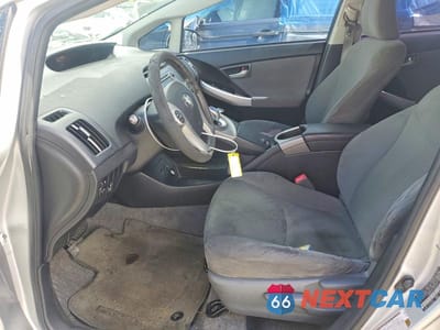 Zdjęcie 7 z 12 samochodu: 2012 TOYOTA PRIUS TWO VIN:JTDKN3DU9C5403572 - miniatura
