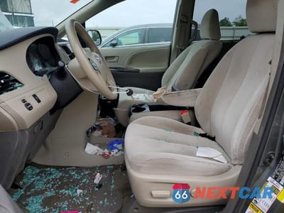 Zdjęcie 7 z 13 samochodu: 2014 TOYOTA SIENNA LE VIN:5TDKK3DC2ES476330 - miniatura