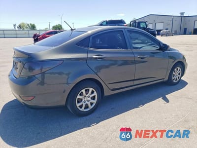 Trzecie zdjęcie samochodu z tyłu: 2013 HYUNDAI ACCENT GLS VIN:KMHCT4AE4DU443641 - miniatura