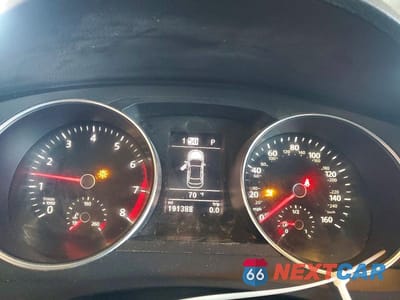 Zdjęcie 9 z 12 samochodu: 2017 VOLKSWAGEN JETTA SE VIN:3VWDB7AJ3HM291790 - miniatura